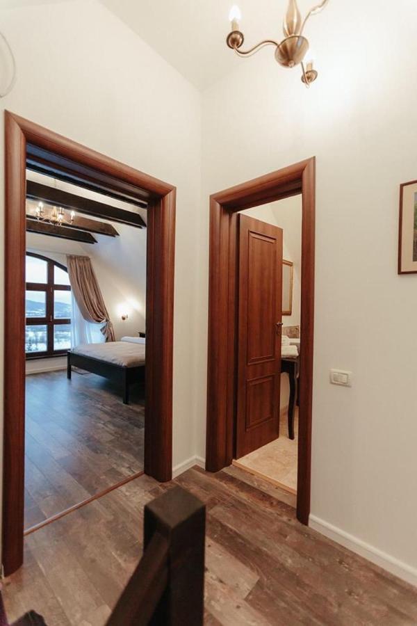 Casuta Boema Villa Risnov Exterior photo